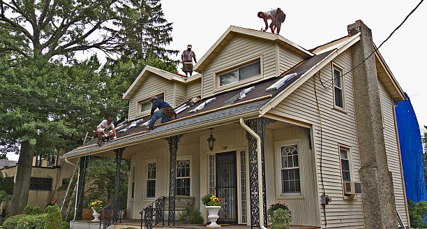 Best Roof Repair Services  in Slinger, WI